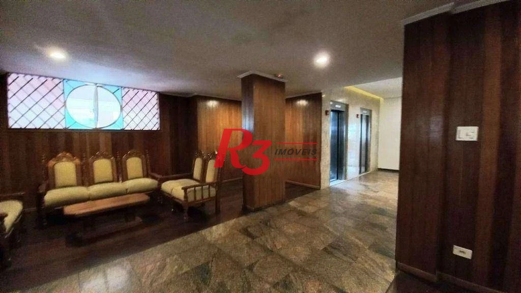 Apartamento amplo de 1 quarto à venda no Centro de São Vicente.