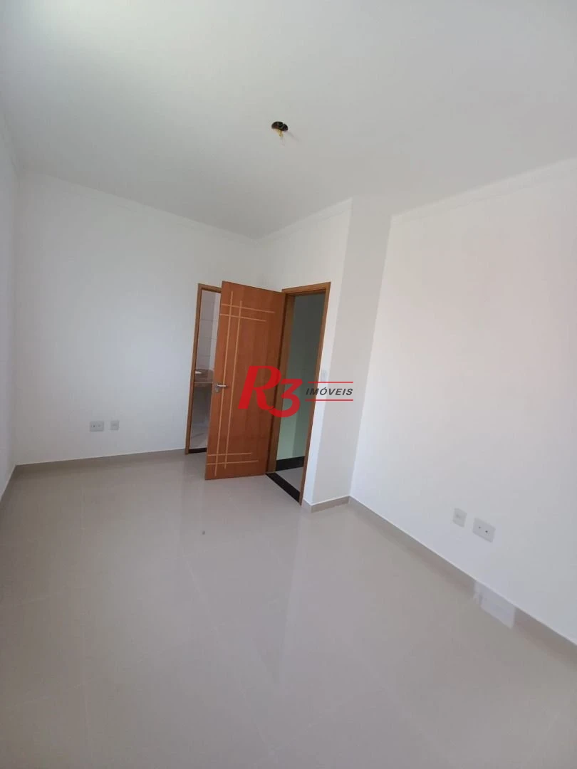 Casa Vilagio no bairro Campo Grande, Santos-SP.