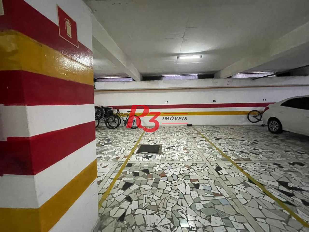 Apartamento com 2 dormitórios à venda, 116 m² por R$ 620.000,00 - Ponta da Praia - Santos/SP