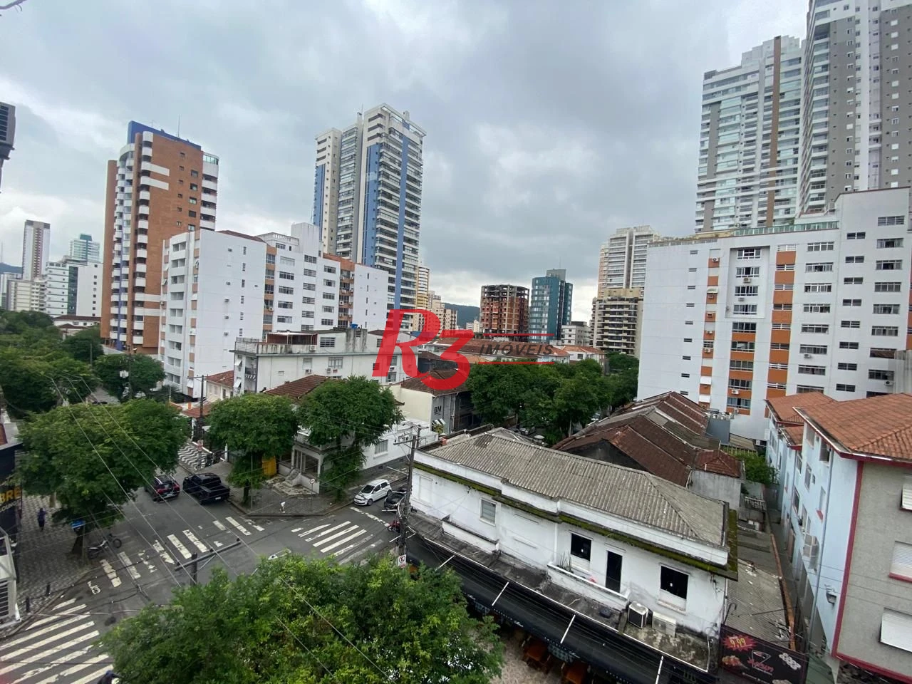 Apartamento com 4 dormitórios à venda, 184 m² por R$ 900.000,00 - Gonzaga - Santos/SP
