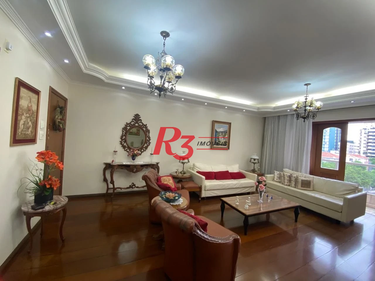 Apartamento com 4 dormitórios à venda, 184 m² por R$ 900.000,00 - Gonzaga - Santos/SP