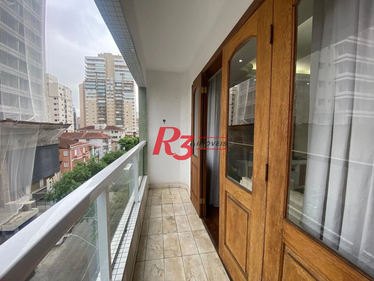 Apartamento com 4 dormitórios à venda, 184 m² por R$ 900.000,00 - Gonzaga - Santos/SP