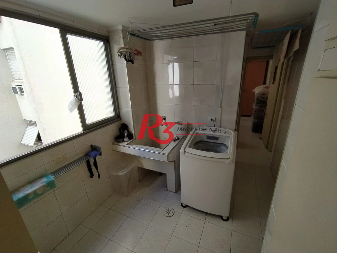 Apartamento com 4 dormitórios à venda, 265 m² por R$ 1.170.000,00 - Gonzaga - Santos/SP