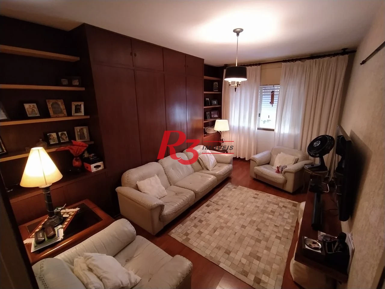 Apartamento com 4 dormitórios à venda, 265 m² por R$ 1.170.000,00 - Gonzaga - Santos/SP