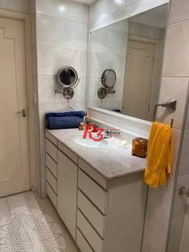 Apartamento com 2 dormitórios à venda, 100 m² por R$ 690.000,00 - Gonzaga - Santos/SP