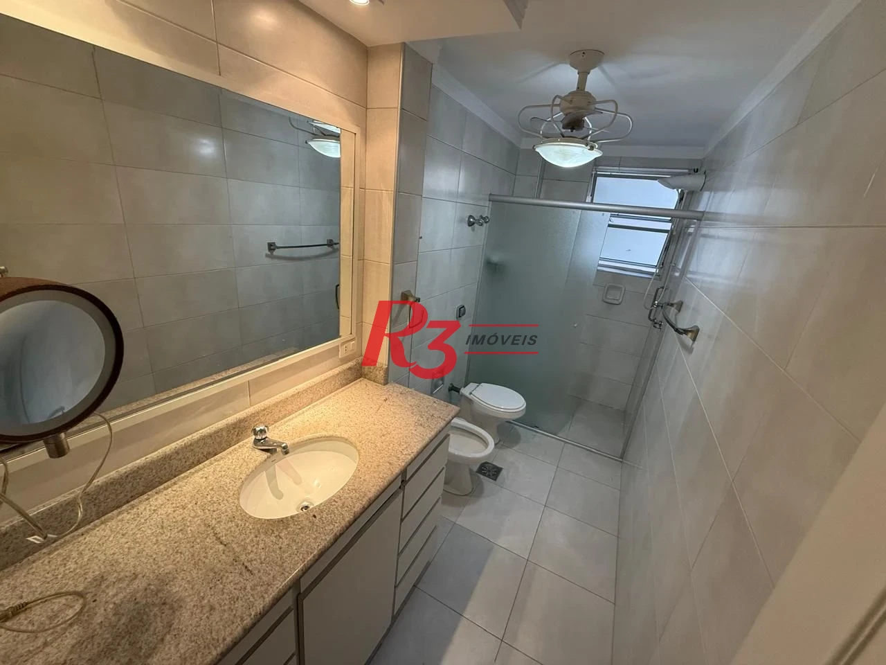 Apartamento com 2 dormitórios à venda, 100 m² por R$ 690.000,00 - Gonzaga - Santos/SP