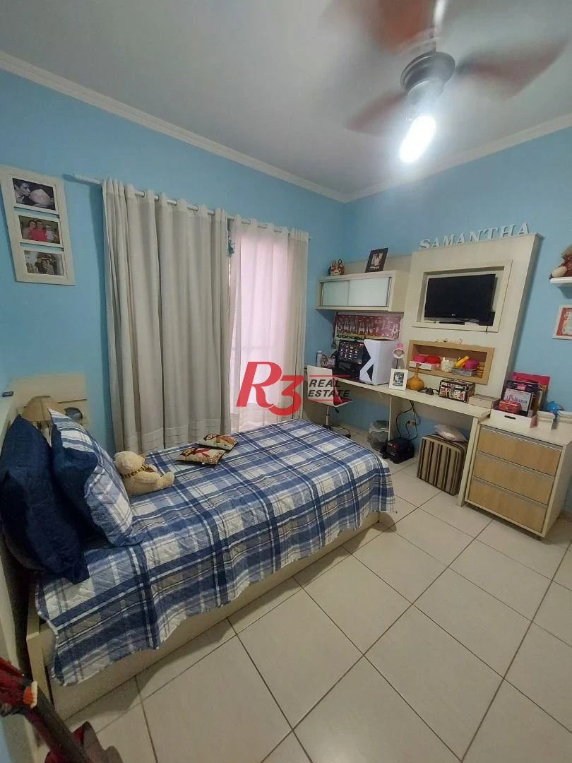 Casa com 3 dormitórios à venda, 228 m² por R$ 1.300.000,00 - Aparecida - Santos/SP