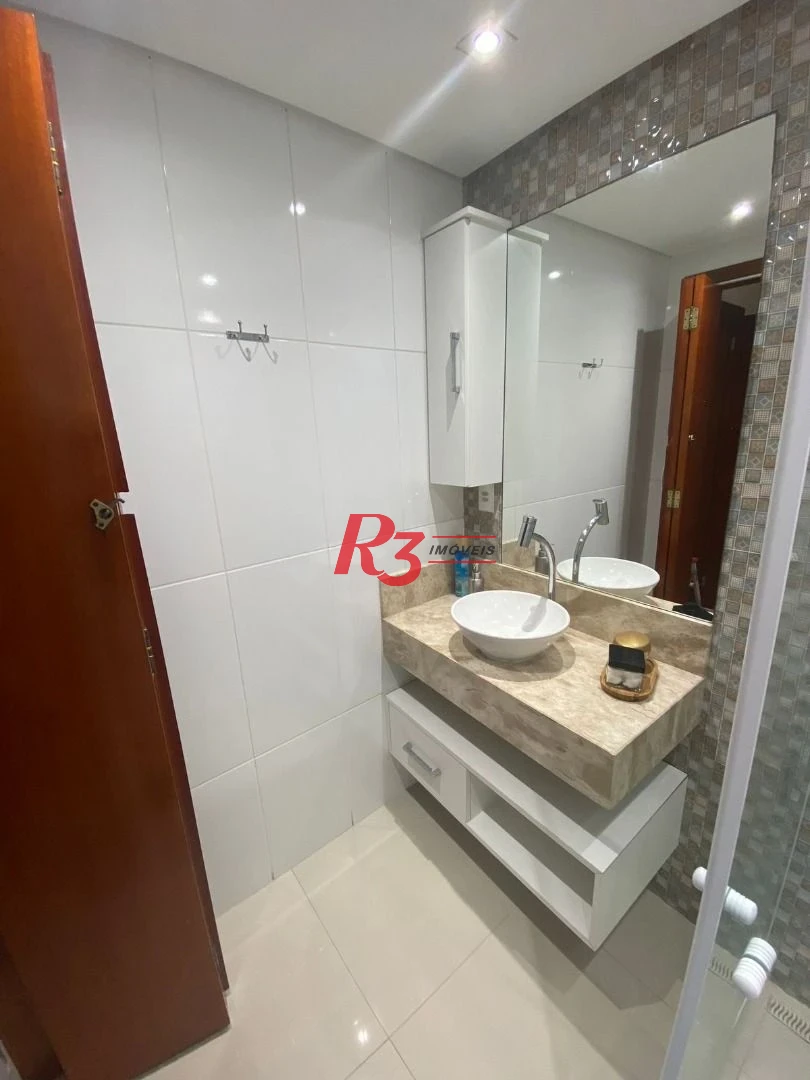 Apartamento à venda, 66 m² por R$ 550.000,00 - Gonzaga - Santos/SP