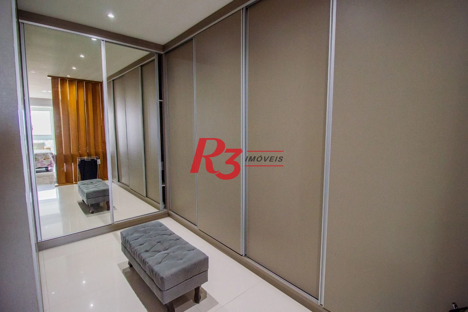 Apartamento com 1 dormitório à venda, 106 m² por R$ 1.650.000,00 - Aparecida - Santos/SP
