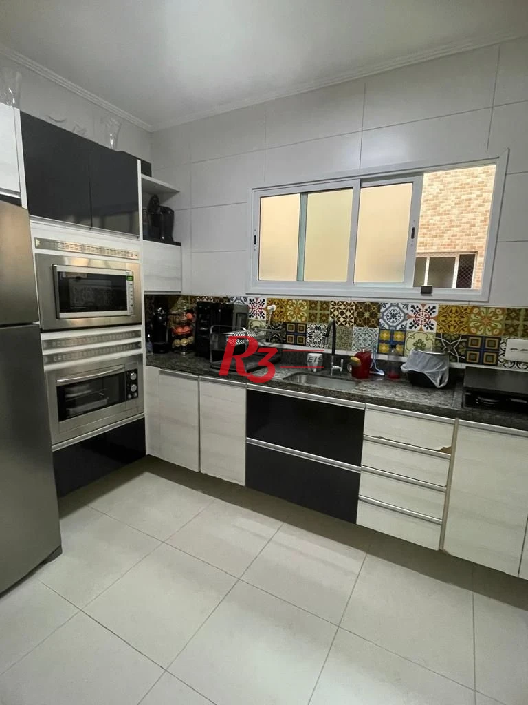 Village à venda, 124 m² por R$ 685.000,00 - Marapé - Santos/SP