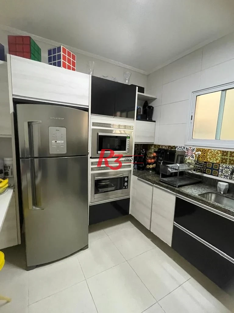 Village à venda, 124 m² por R$ 685.000,00 - Marapé - Santos/SP