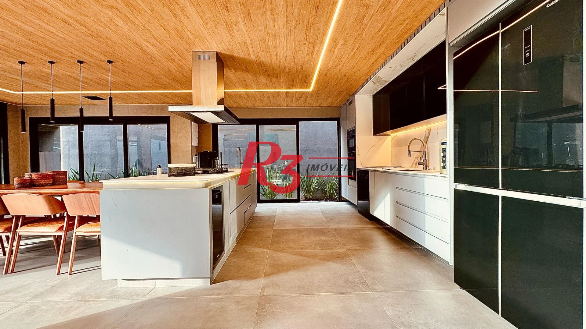 Casa à venda, 450 m² por R$ 5.900.000,00 - Jardim Acapulco - Guarujá/SP