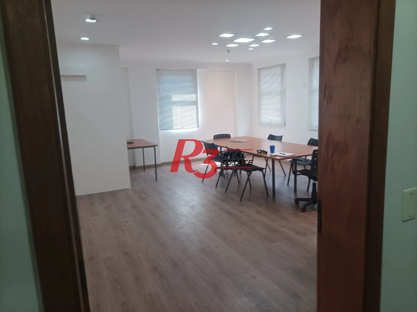 Sala para alugar, 83 m² por R$ 4.500,00/mês - Marapé - Santos/SP