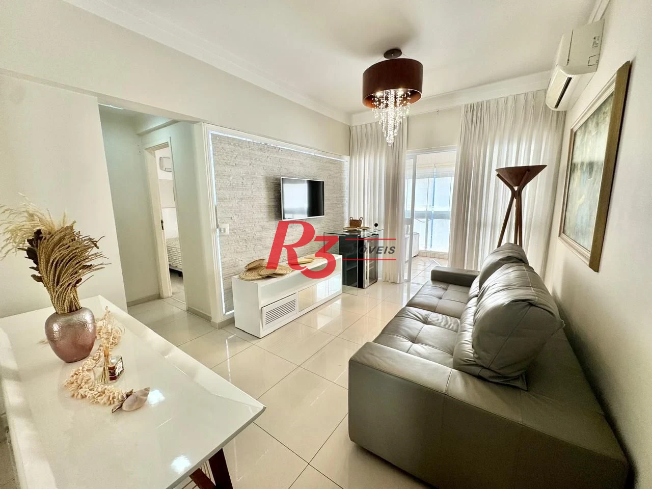Apartamento com 2 dormitórios à venda, 108 m² por R$ 1.600.000,00 - Gonzaga - Santos/SP