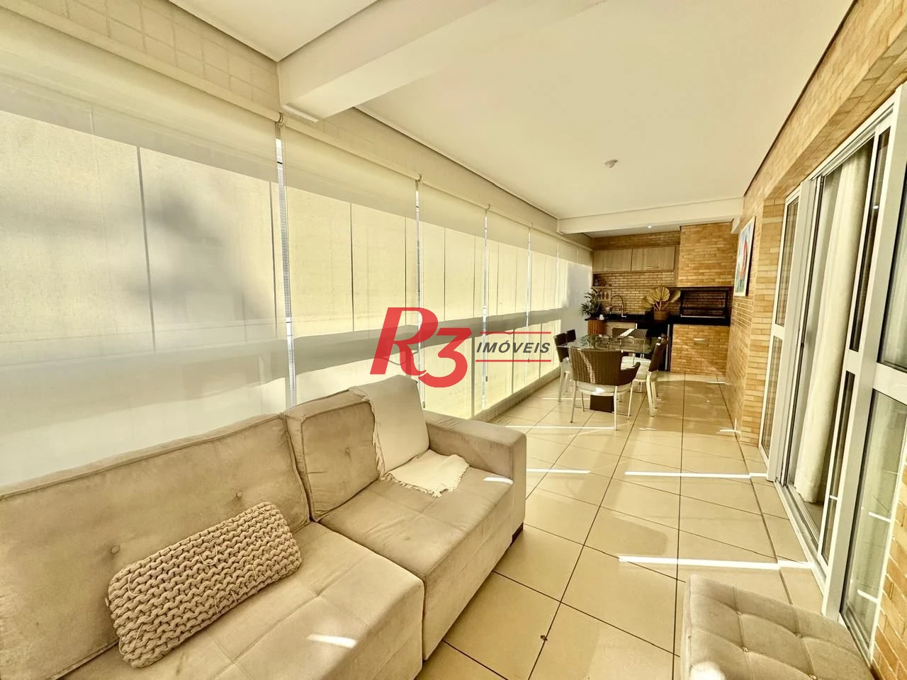 Apartamento com 2 dormitórios à venda, 108 m² por R$ 1.600.000,00 - Gonzaga - Santos/SP