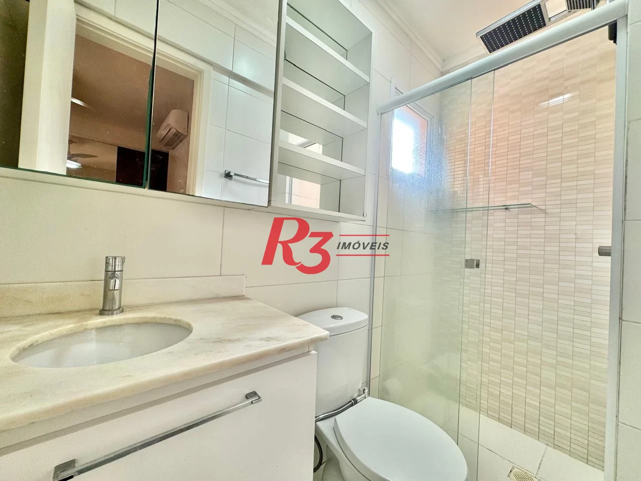 Apartamento com 2 dormitórios à venda, 108 m² por R$ 1.600.000,00 - Gonzaga - Santos/SP