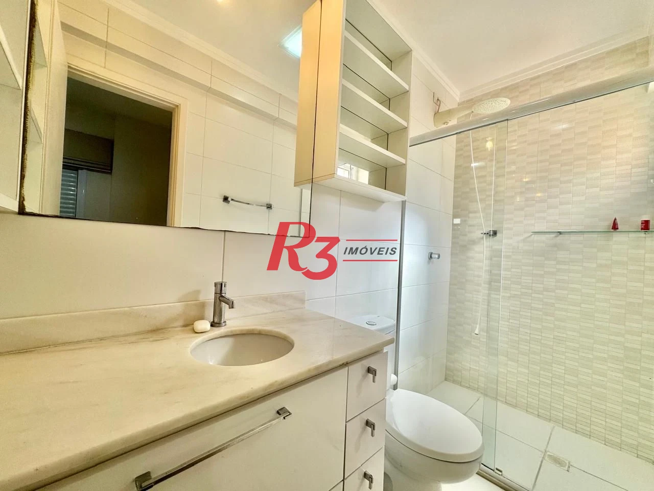 Apartamento com 2 dormitórios à venda, 108 m² por R$ 1.600.000,00 - Gonzaga - Santos/SP