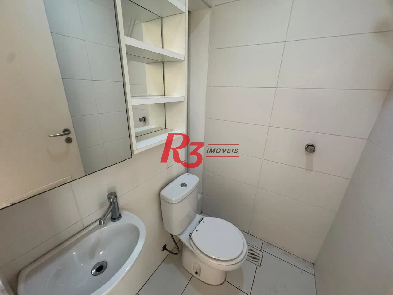 Apartamento com 2 dormitórios à venda, 108 m² por R$ 1.600.000,00 - Gonzaga - Santos/SP
