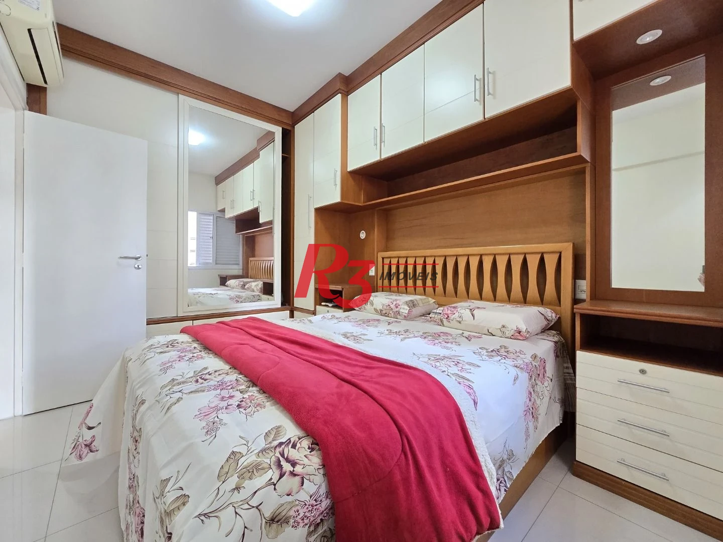 Apartamento com 3 dormitórios à venda, 110 m² por R$ 1.480.000,00 - Gonzaga - Santos/SP