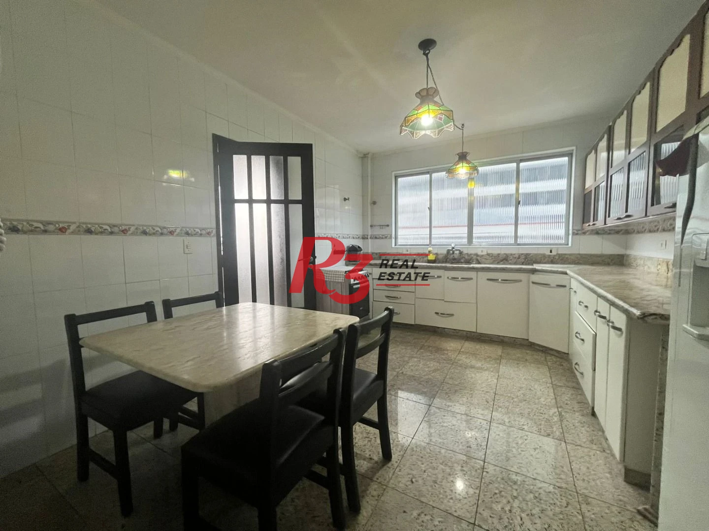 Cobertura com 3 dormitórios à venda, 380 m² por R$ 1.550.000,00 - Gonzaga - Santos/SP