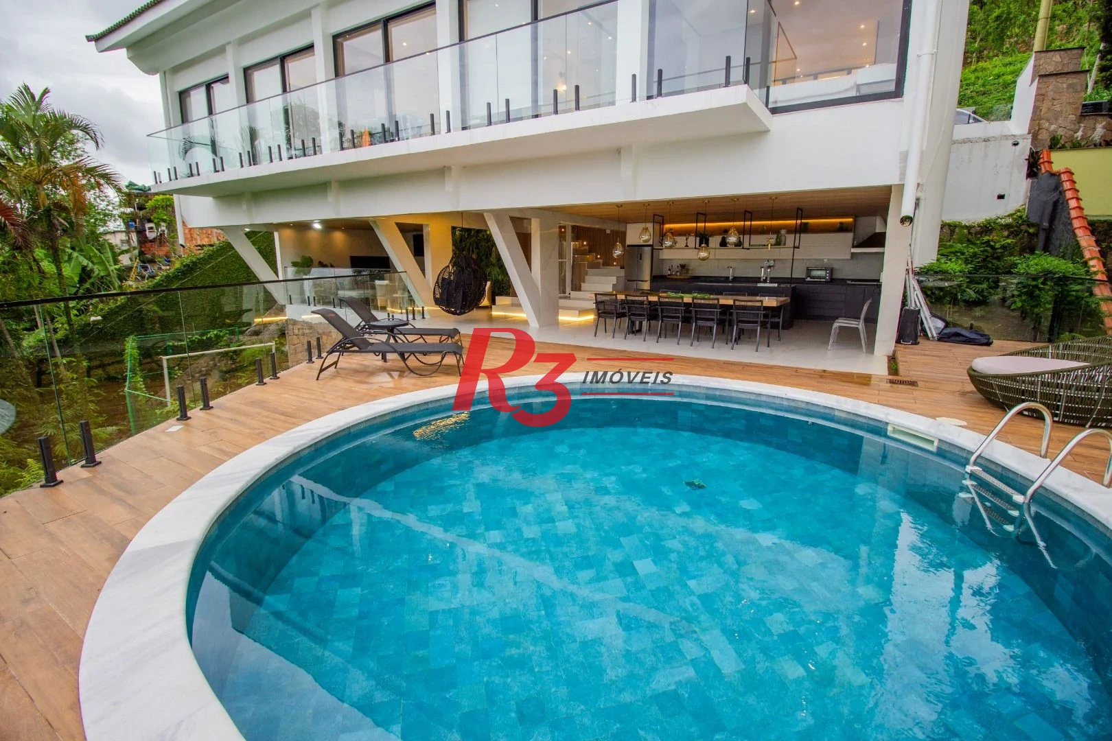 Casa à venda, 600 m² por R$ 7.900.000,00 - Marapé - Santos/SP