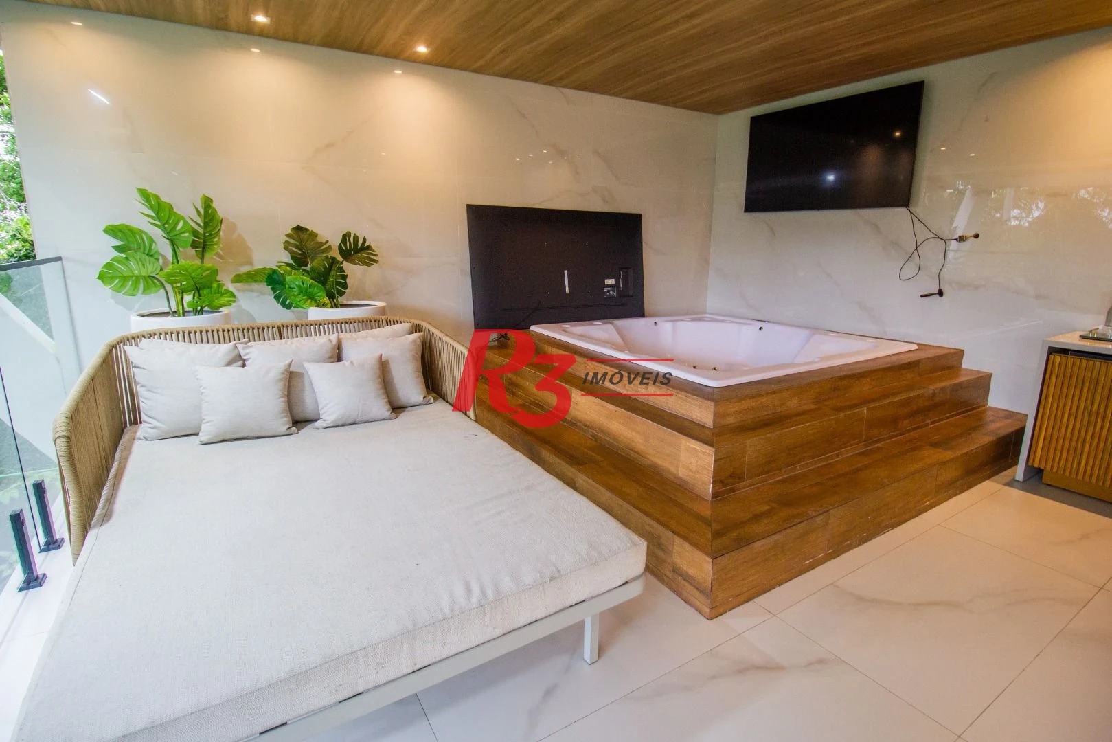 Casa à venda, 600 m² por R$ 7.900.000,00 - Marapé - Santos/SP