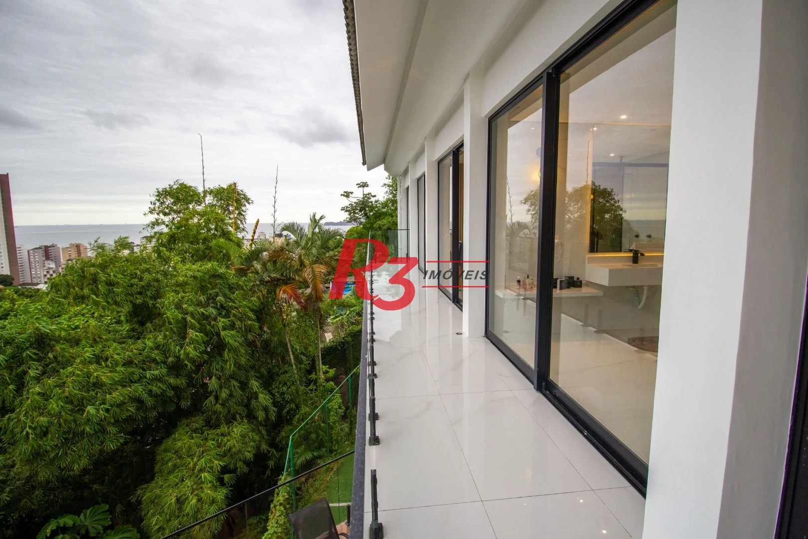 Casa à venda, 600 m² por R$ 7.900.000,00 - Marapé - Santos/SP
