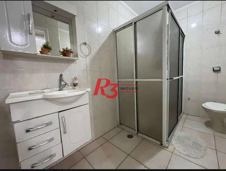 Sobrado à venda, 265 m² por R$ 1.500.000,00 - Gonzaga - Santos/SP
