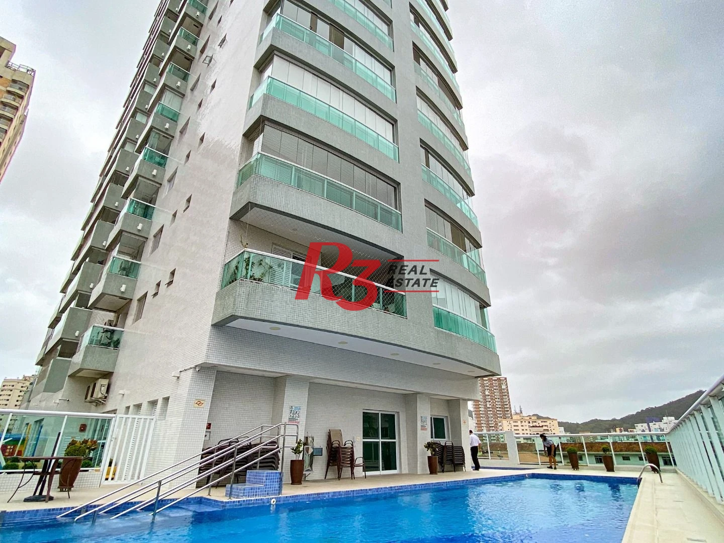 Apartamento com 2 dormitórios à venda, 74 m² por R$ 1.150.000,00 - Gonzaga - Santos/SP