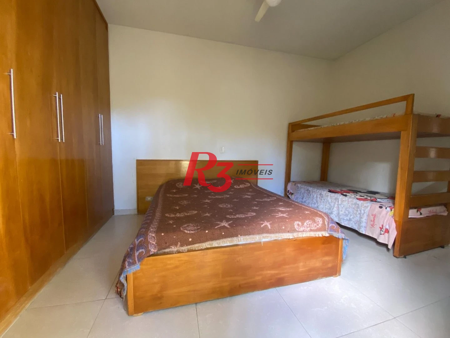 Casa à venda, 467 m² por R$ 2.400.000,00 - Jardim Virginia - Guarujá/SP