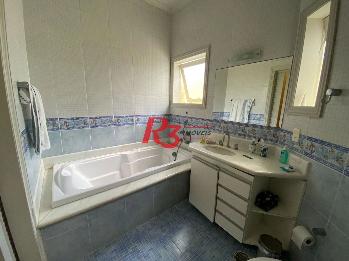 Casa à venda, 467 m² por R$ 2.400.000,00 - Jardim Virginia - Guarujá/SP