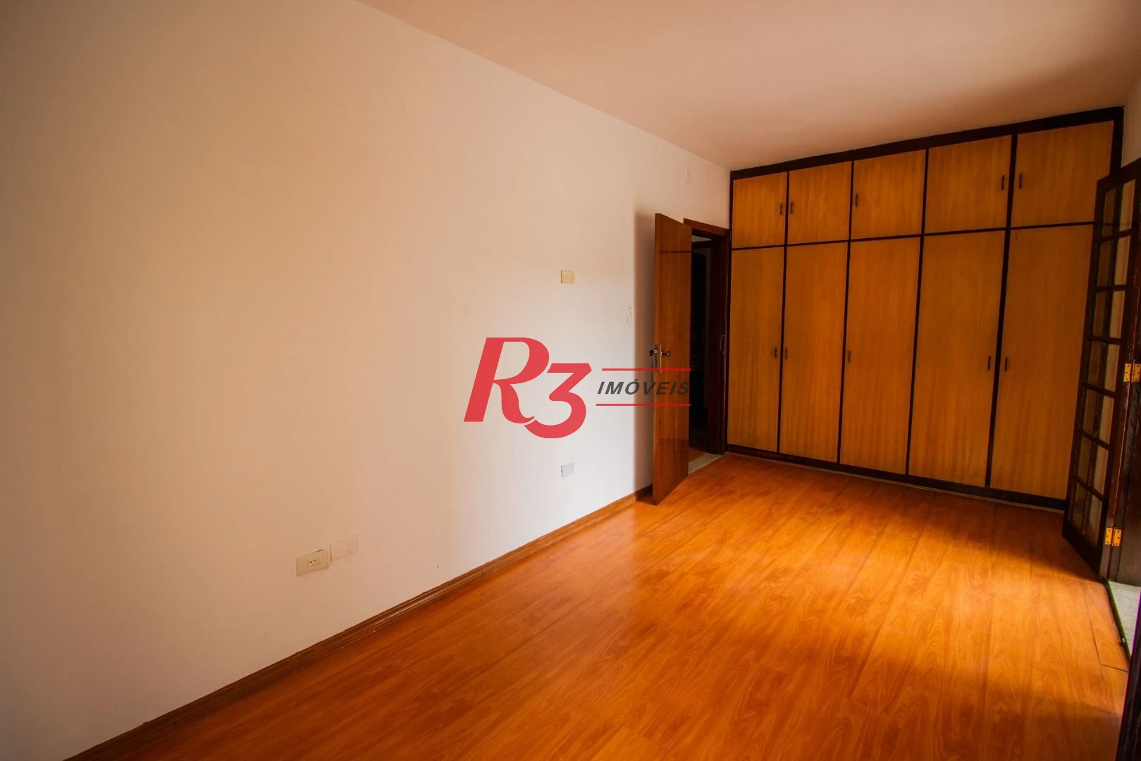 Casa para alugar, 385 m² por R$ 15.796,51/mês - Ponta da Praia - Santos/SP