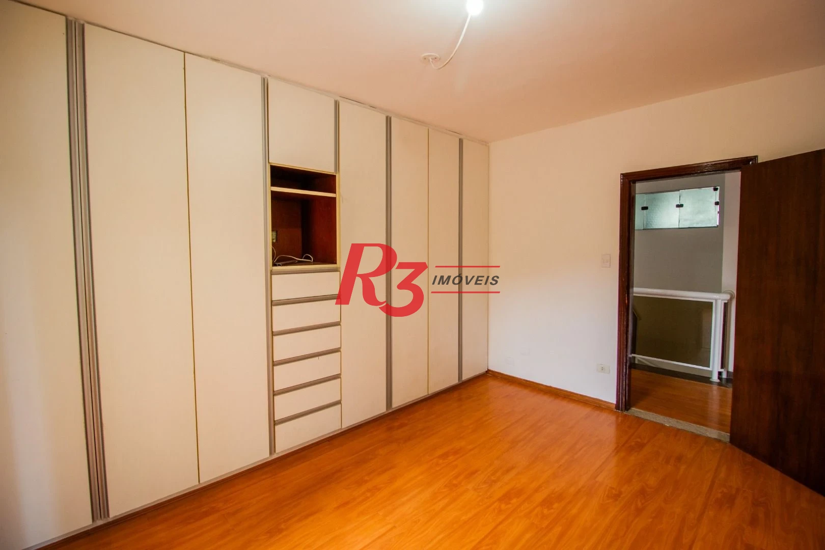 Casa para alugar, 385 m² por R$ 15.796,51/mês - Ponta da Praia - Santos/SP
