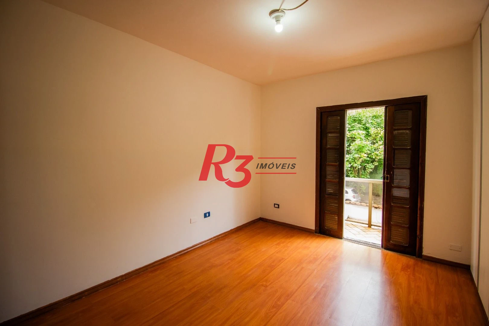 Casa para alugar, 385 m² por R$ 15.796,51/mês - Ponta da Praia - Santos/SP