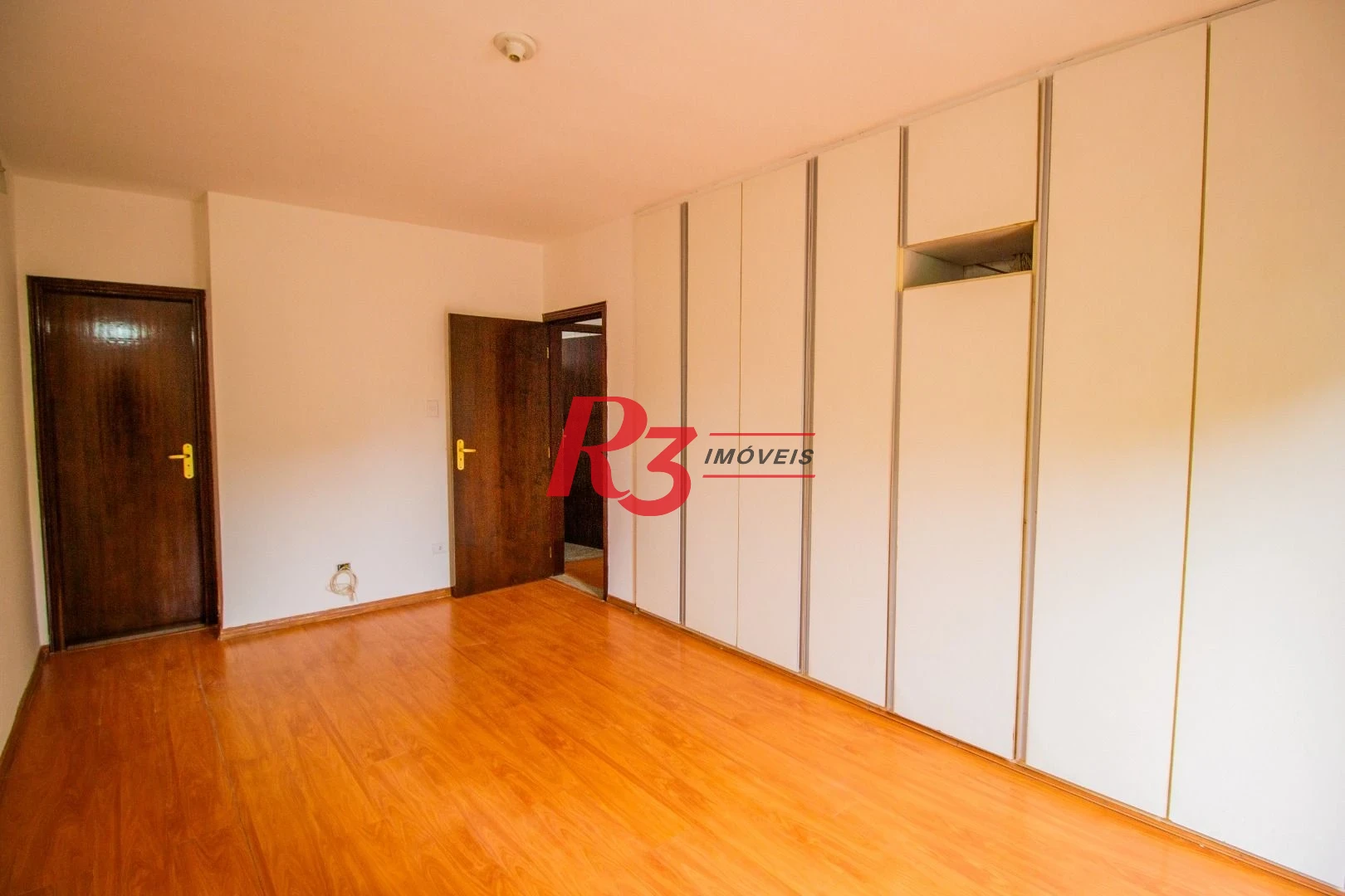 Casa para alugar, 385 m² por R$ 15.796,51/mês - Ponta da Praia - Santos/SP