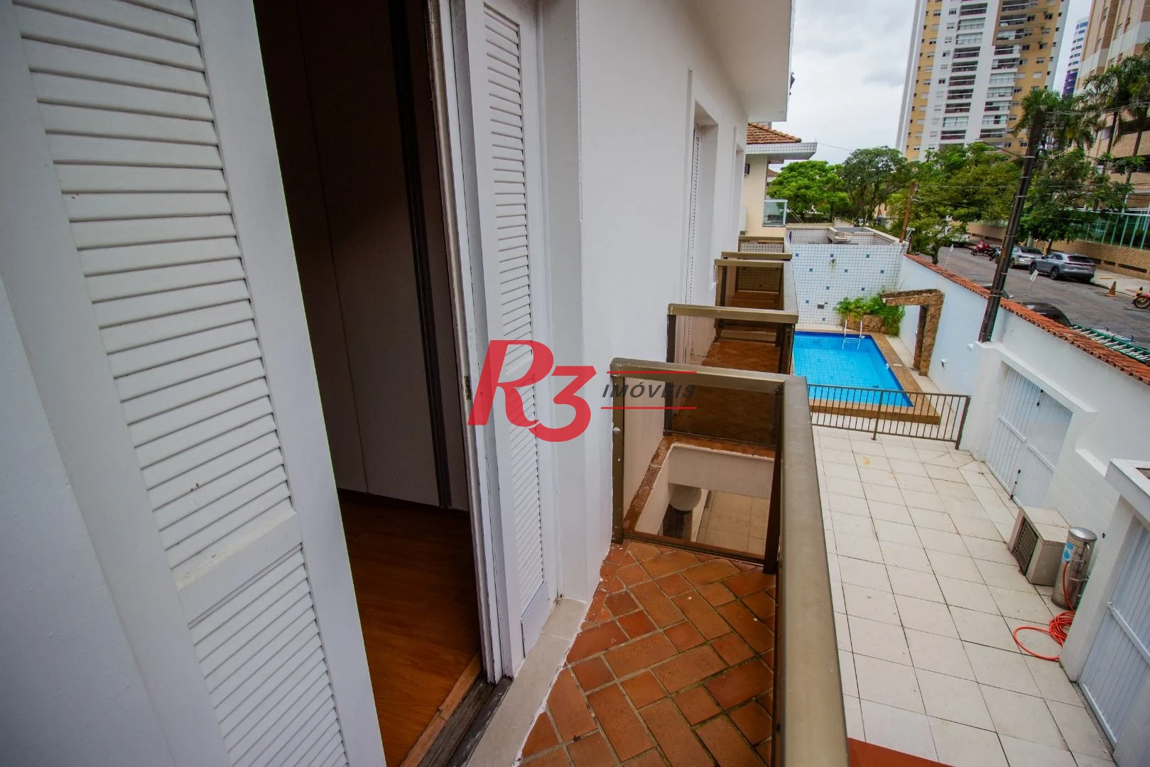 Casa para alugar, 385 m² por R$ 15.796,51/mês - Ponta da Praia - Santos/SP