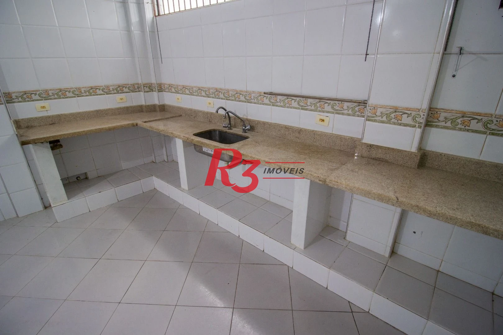 Casa para alugar, 385 m² por R$ 15.796,51/mês - Ponta da Praia - Santos/SP