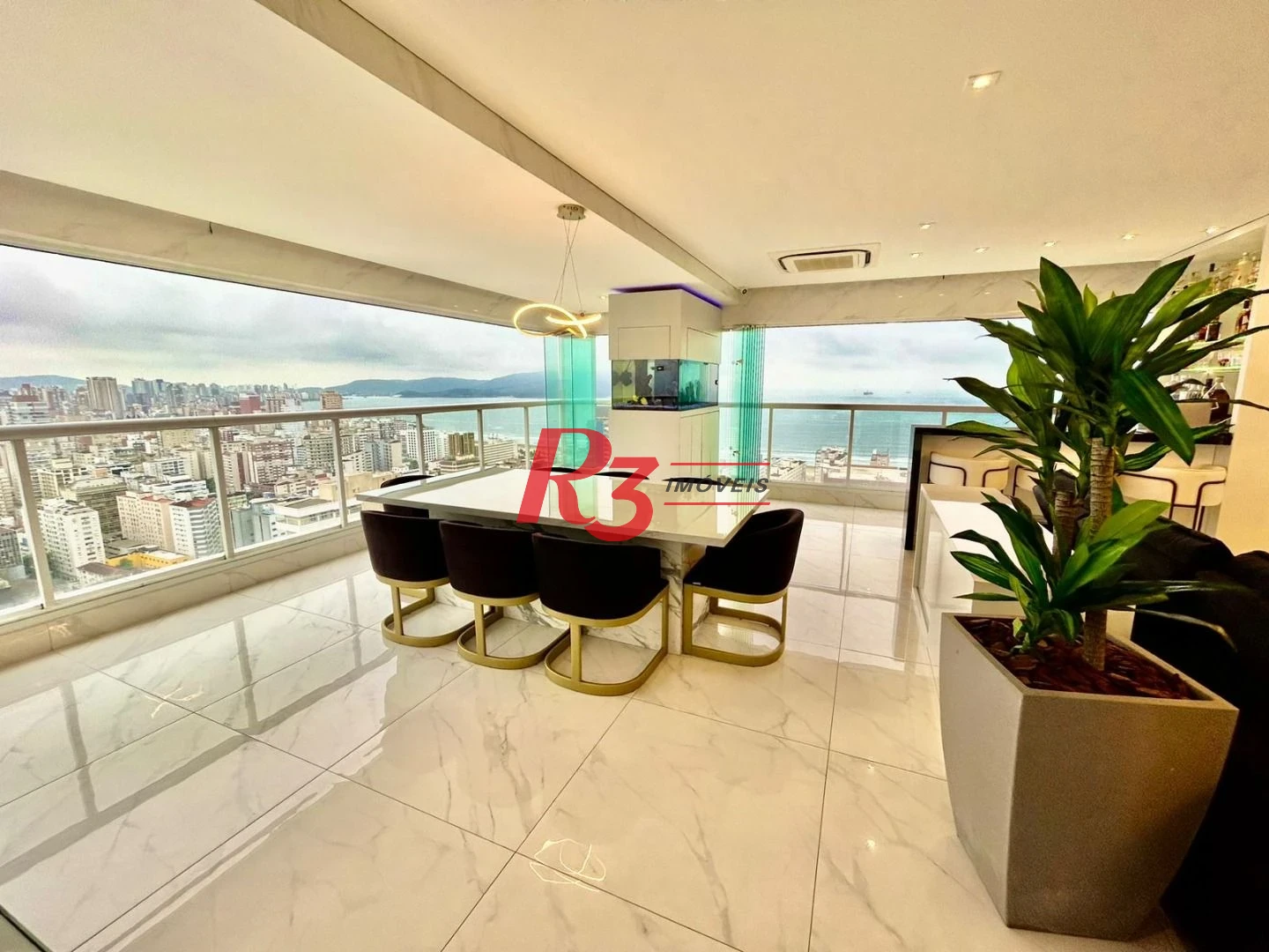 Cobertura à venda, 450 m² por R$ 8.900.000,00 - Gonzaga - Santos/SP