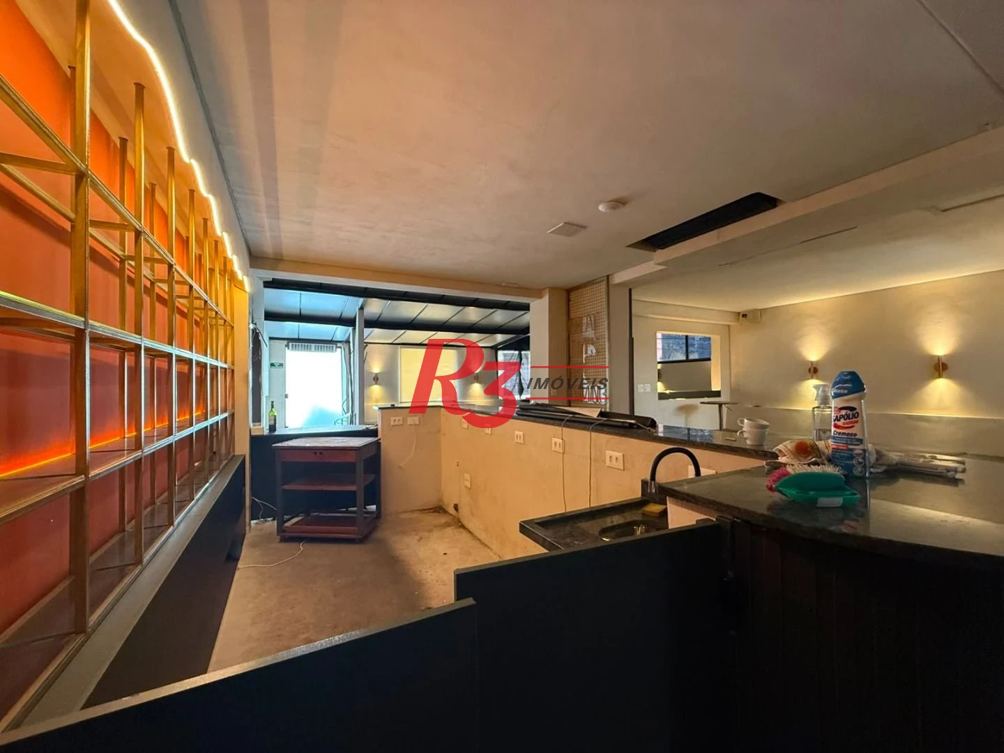 Casa para alugar, 250 m² por R$ 11.665,83/mês - Gonzaga - Santos/SP
