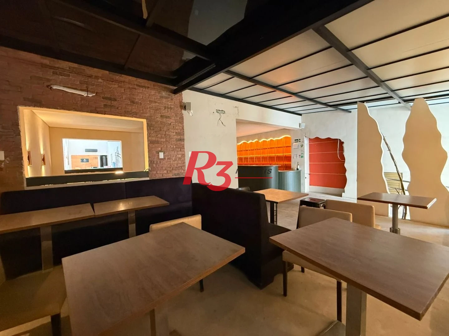 Casa para alugar, 250 m² por R$ 11.665,83/mês - Gonzaga - Santos/SP