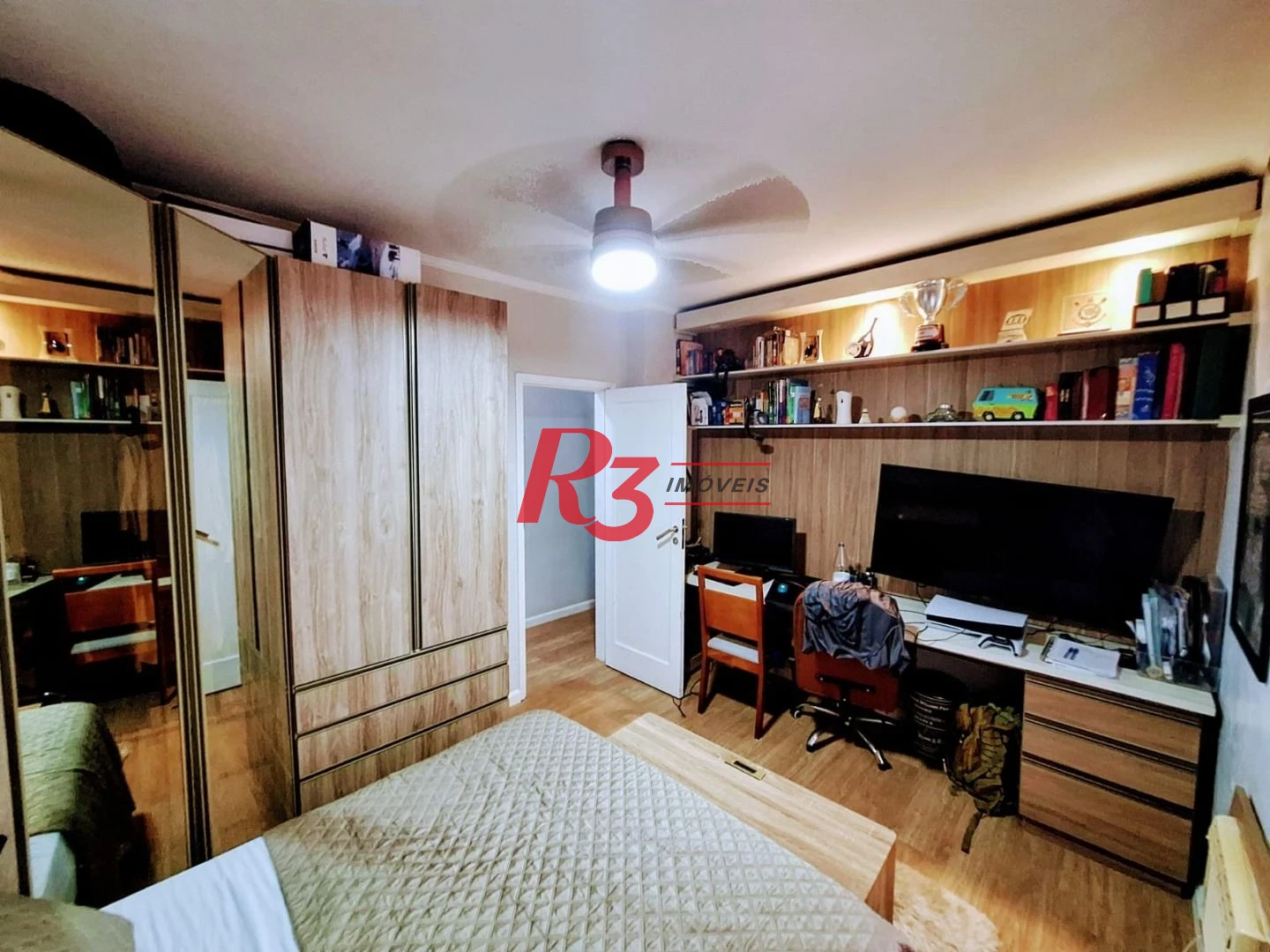 Apartamento com 2 dormitórios à venda, 114 m² por R$ 500.000,00 - Itararé - São Vicente/SP