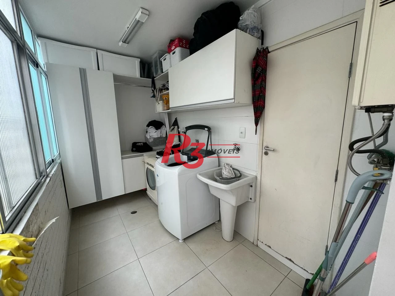 Apartamento com 3 dormitórios à venda, 216 m² por R$ 1.280.000,00 - Gonzaga - Santos/SP