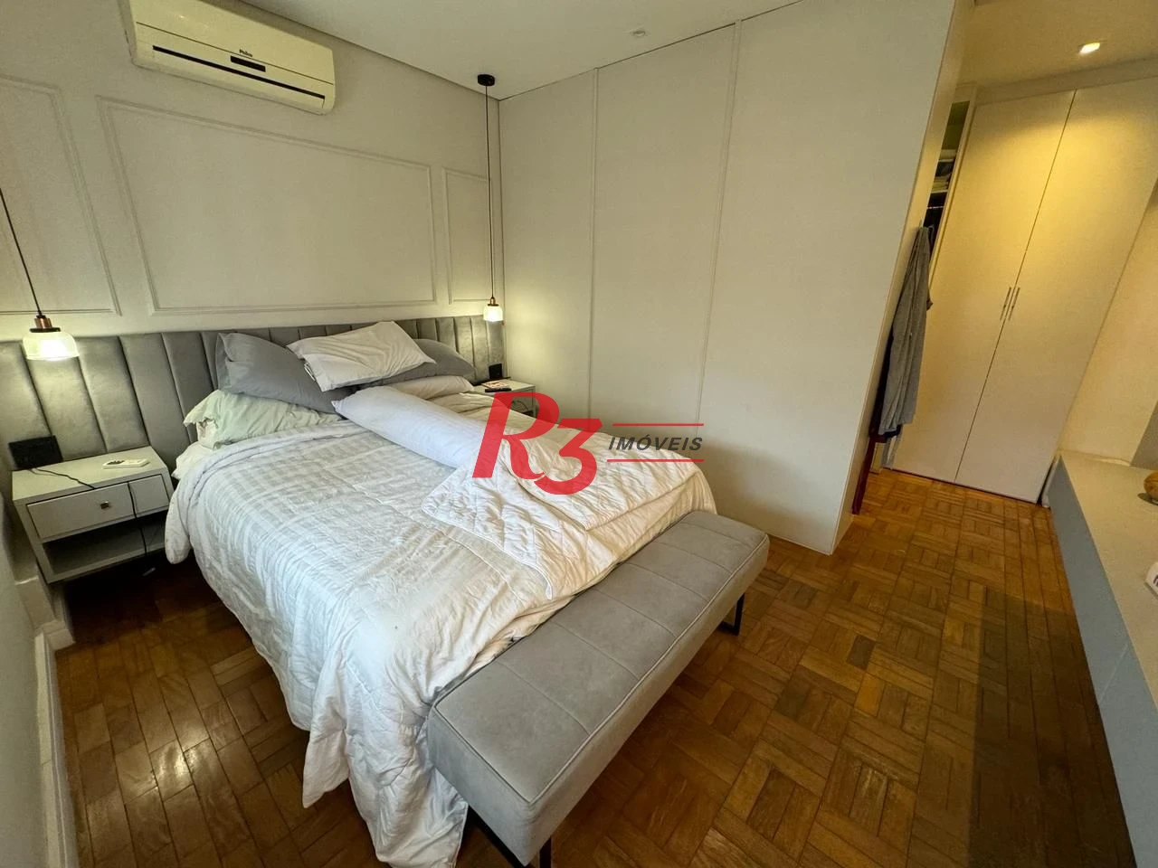 Apartamento com 3 dormitórios à venda, 216 m² por R$ 1.280.000,00 - Gonzaga - Santos/SP