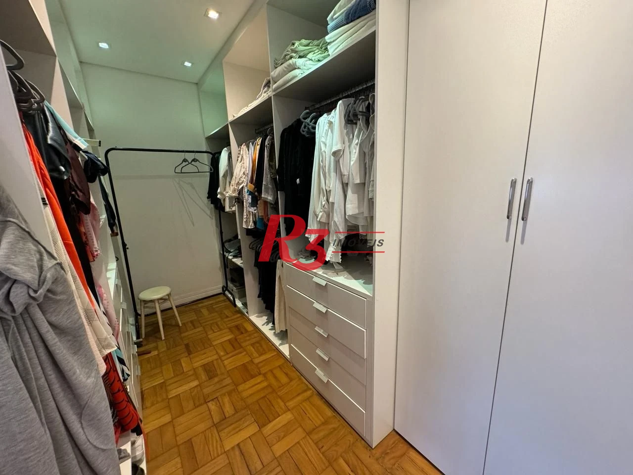 Apartamento com 3 dormitórios à venda, 216 m² por R$ 1.280.000,00 - Gonzaga - Santos/SP