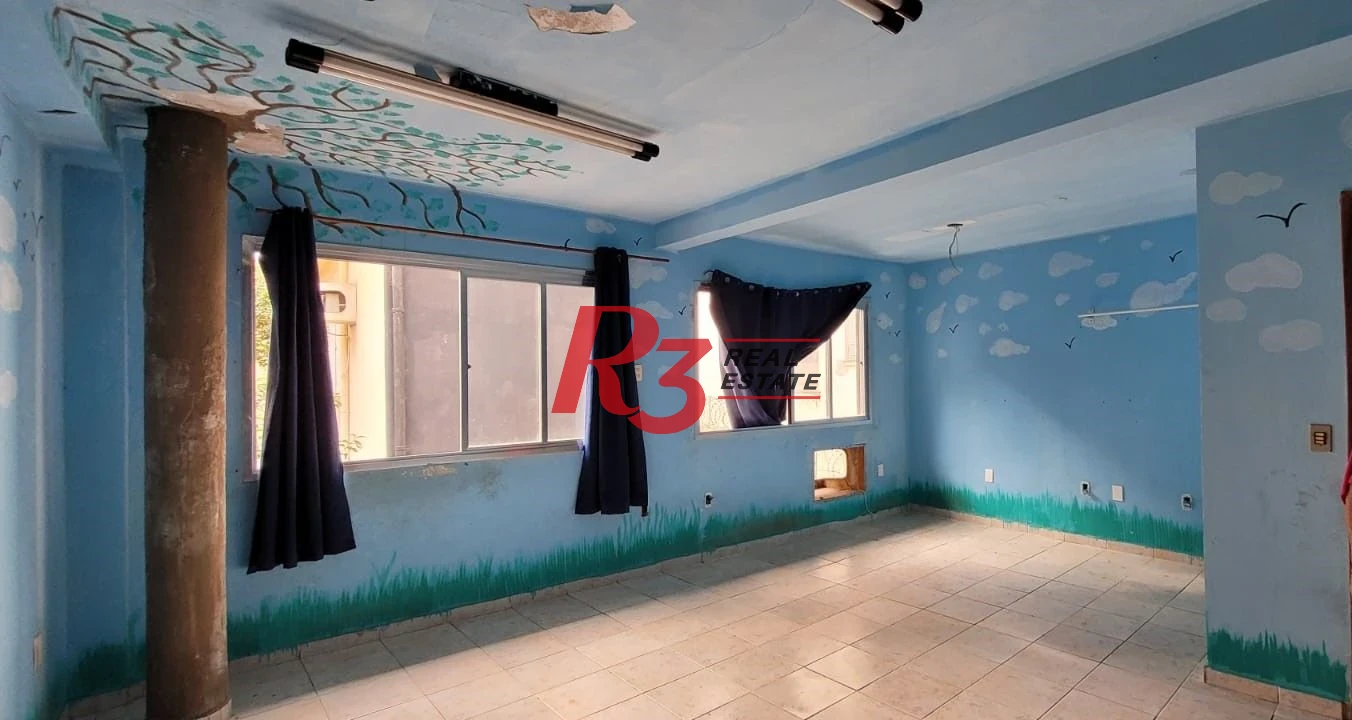 Sobrado com 5 dormitórios à venda, 259 m² por R$ 1.150.000,00 - Marapé - Santos/SP
