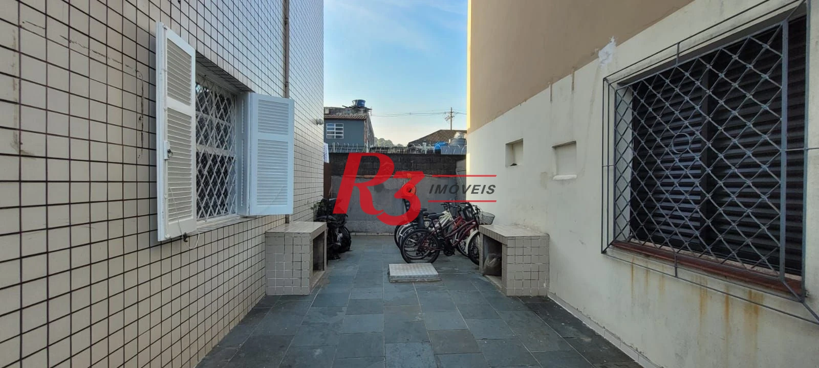 Apartamento à venda, 69 m² por R$ 320.000,00 - Vila Matias - Santos/SP