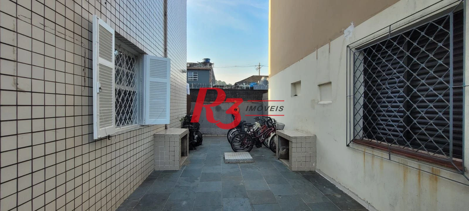 Apartamento à venda, 69 m² por R$ 320.000,00 - Vila Matias - Santos/SP