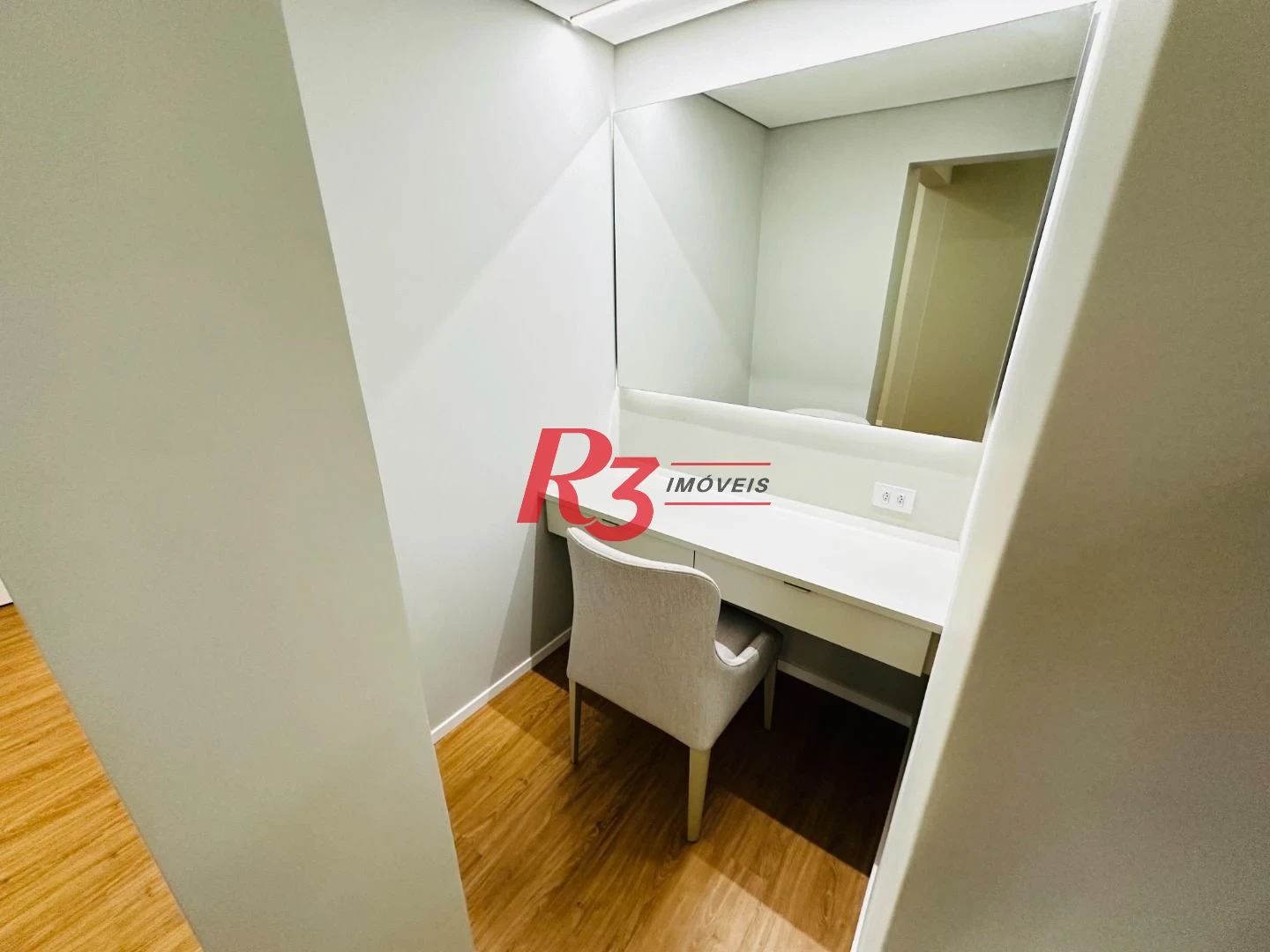 Apartamento com 3 dormitórios à venda, 150 m² por R$ 1.990.000,00 - Boqueirão - Santos/SP