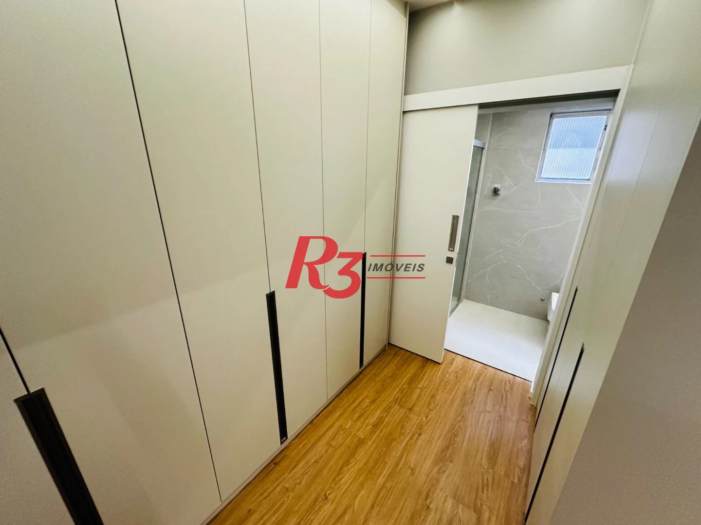 Apartamento com 3 dormitórios à venda, 150 m² por R$ 1.990.000,00 - Boqueirão - Santos/SP