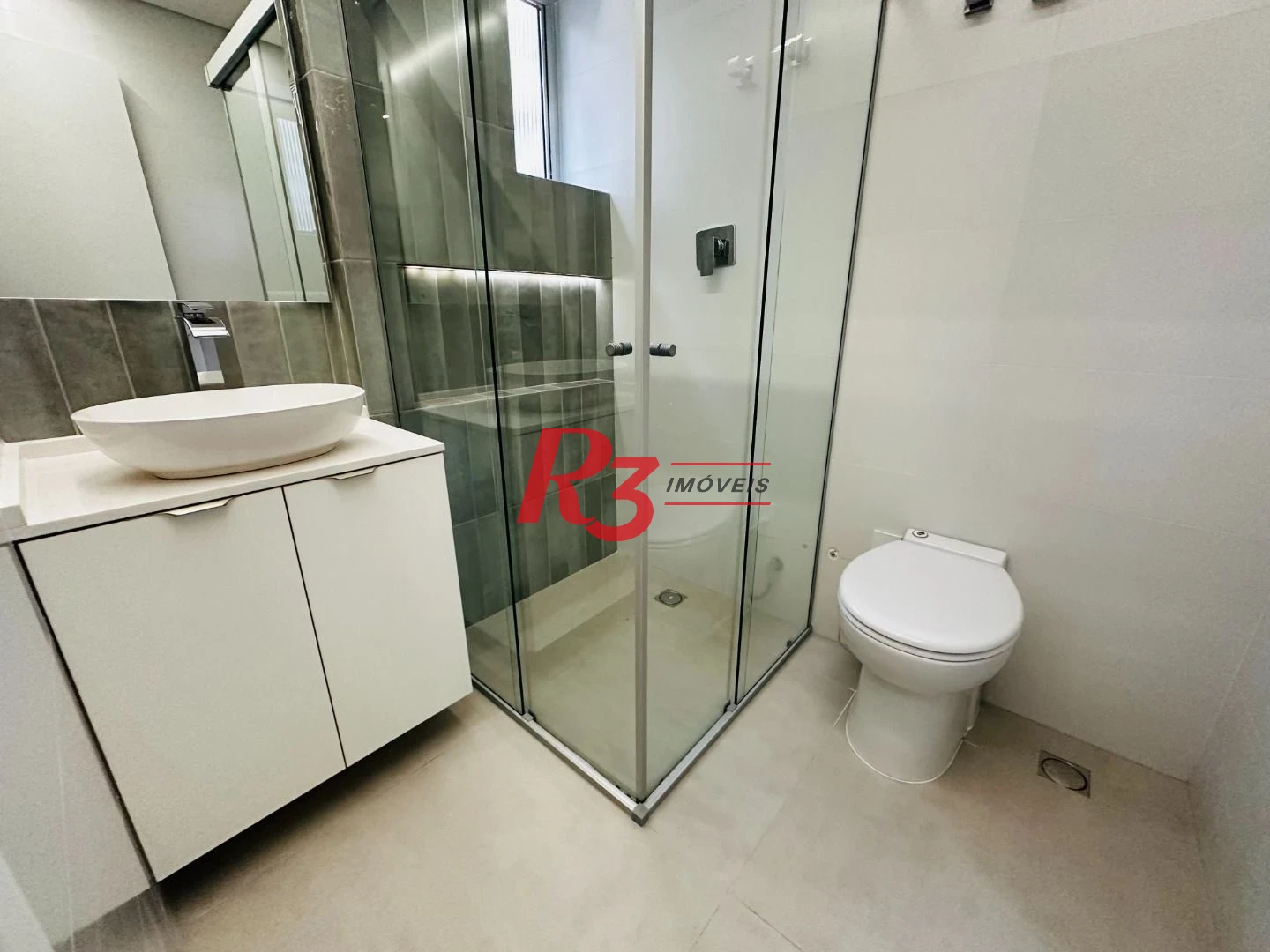 Apartamento com 3 dormitórios à venda, 150 m² por R$ 1.990.000,00 - Boqueirão - Santos/SP